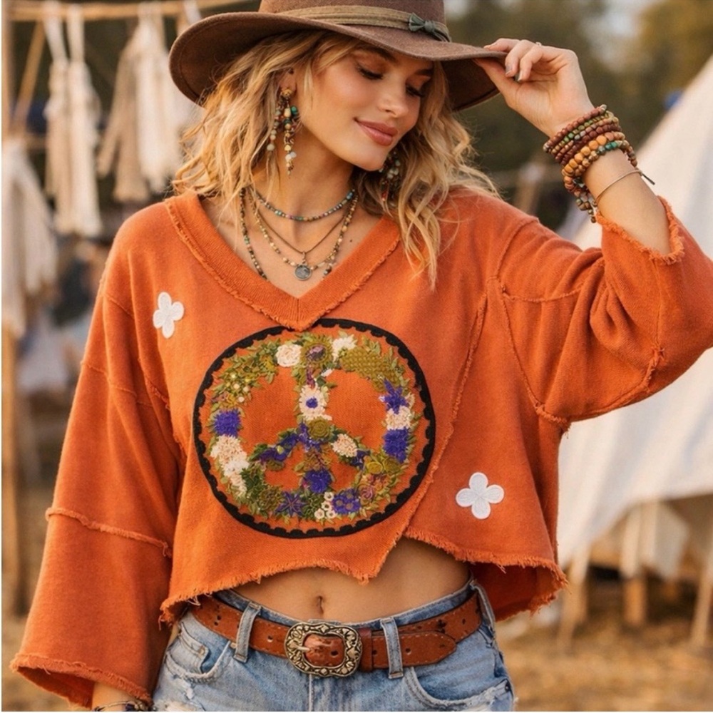 POL Split Back Ruffle Peace Orange Floral Embroidered Top; Size L